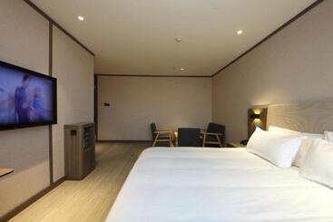 Hanting Hotel Hefei Baoye Dongcheng Plaza