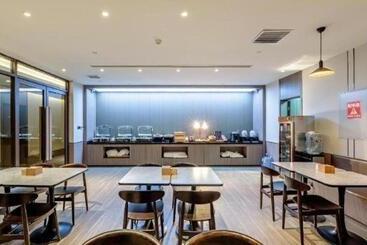 Hanting Hotel Yulin Er Street Zhongying Square