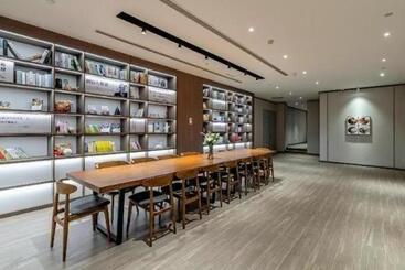 Hanting Hotel Yulin Er Street Zhongying Square