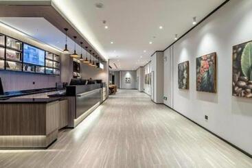 Hanting Hotel Yulin Er Street Zhongying Square