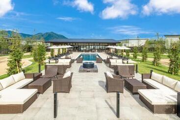 فندق Awaumi Fujikawaguchiko Resort