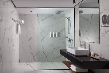 هتل Courtyard By Marriott Casablanca Downtown