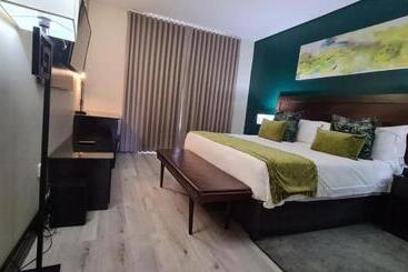 هتل Grand Aria