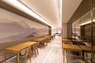 Ji Hotel Huaian Suning Plaza