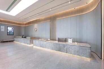 Ji Hotel Yantai Development Zone Housha Plaza