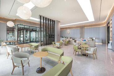 Ji Hotel Yantai Development Zone Housha Plaza