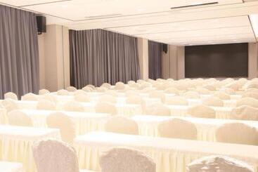Lavande Hotel Dongguan City Hall Guomao