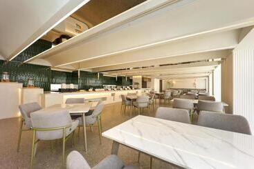 Starway Hotel Ningbo Impression City