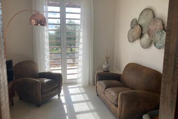 تختخواب و صبحانه Bnb Noto   Charming Tiny House