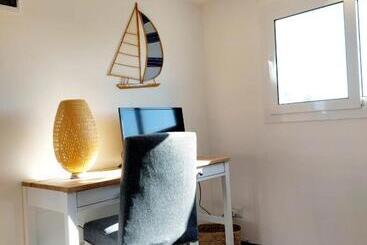 تختخواب و صبحانه Bnb Noto   Charming Tiny House