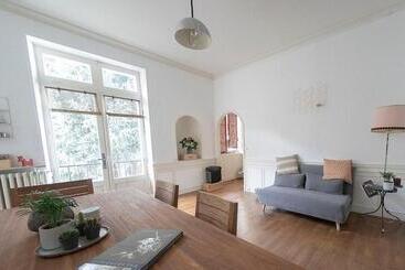 تختخواب و صبحانه Residence Midi