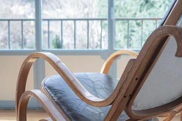 تختخواب و صبحانه Residence Midi