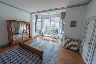 تختخواب و صبحانه Residence Midi