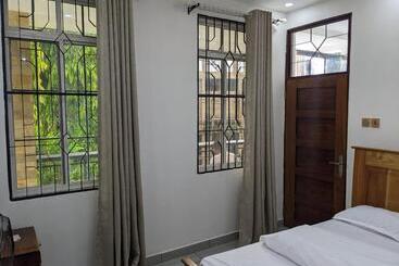 تختخواب و صبحانه Wellness Luxury Accommodation
