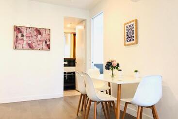 هتل 2br Apt In Melbourne Cbd / Melbourne Uni / Rmit