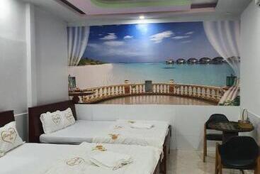 هتل Khách Sạn Trường Thịnh