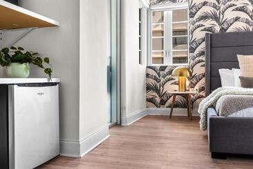 هتل Luxuri Suites 311 In Miami Beach