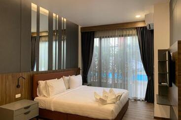 בית מלון כפרי The Riverkwai Bridge Resort 2