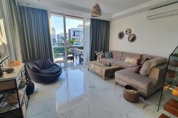 استراحتگاه Four Seasons Li̇fe Aparts And Vi̇llas   Official