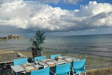 استراحتگاه Four Seasons Li̇fe Aparts And Vi̇llas   Official
