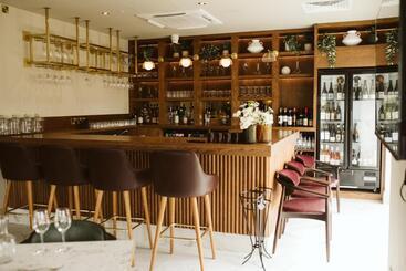 The Hillbrook Hotel & Spa   Sherborne