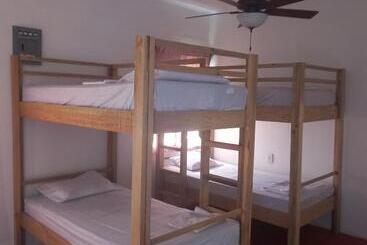 Tonat Caribe Hostel01