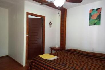 Tonat Caribe Hostel01