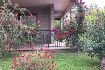 تختخواب و صبحانه Villa Giuliana