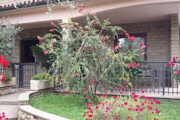 تختخواب و صبحانه Villa Giuliana