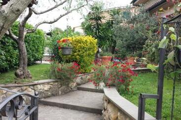 تختخواب و صبحانه Villa Giuliana