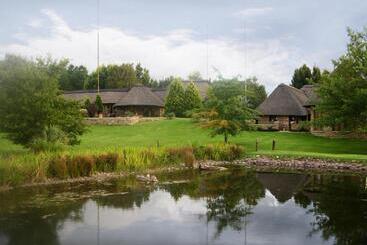 پانسیون La La Nathi Country Guesthouse
