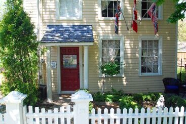 Apple Tree Historic B&b
