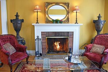 Apple Tree Historic B&b