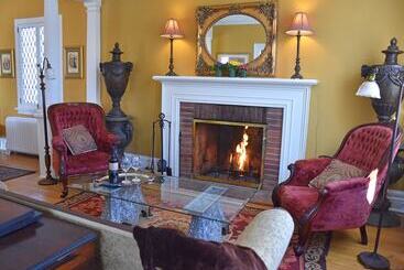 Apple Tree Historic B&b