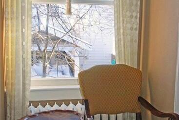Apple Tree Historic B&b