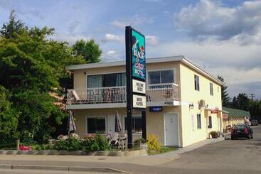 Black Sea Motel