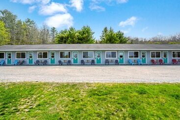Homeport Motel