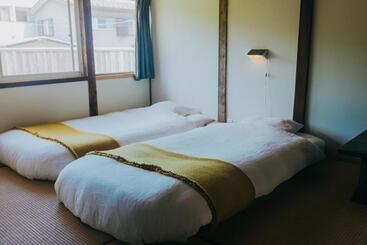 Hostel Saruya