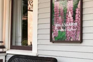Mahogany Manor Bed & Breakfast