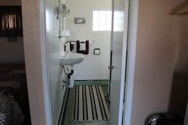 Nomad Motel