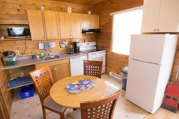 استراحتگاه North Rustico Motel & Cottages