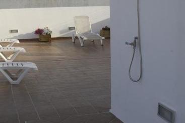 Hostel & Gym Relise Albergue Juvenil