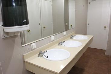 Hostel & Gym Relise   Albergue Juvenil
