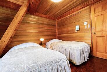تختخواب و صبحانه Hakuba Pension & Log Hotel Meteor