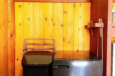 تختخواب و صبحانه Hakuba Pension & Log Hotel Meteor