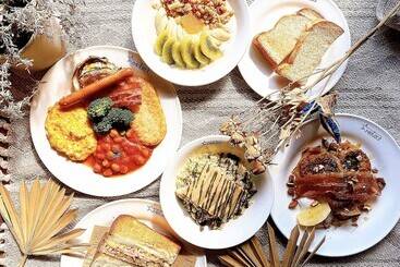 تختخواب و صبحانه Hakuba Pension & Log Hotel Meteor
