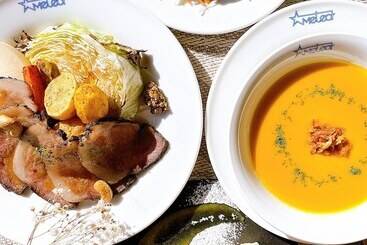 تختخواب و صبحانه Hakuba Pension & Log Hotel Meteor