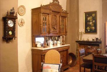 تختخواب و صبحانه La Quinta Del Abuelo Félix