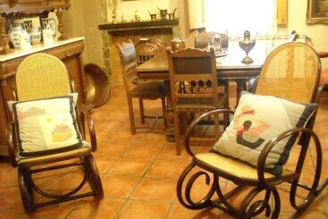 تختخواب و صبحانه La Quinta Del Abuelo Félix