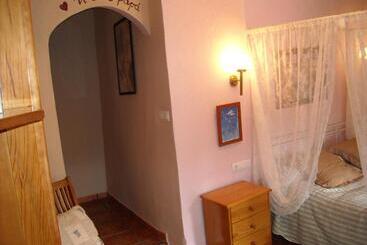 تختخواب و صبحانه La Quinta Del Abuelo Félix